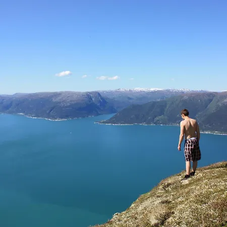 Fjordhytte-17 In Norwegen Direkt Am Fjord, Mit Mietbaren 9,9 Ps Bis 60 Ps Motorbooten Bjordal (Hoyanger)