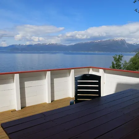 Fjordhytte-17 In Norwegen Direkt Am Fjord, Mit Mietbaren 9,9 Ps Bis 60 Ps Motorbooten Semesterbostad