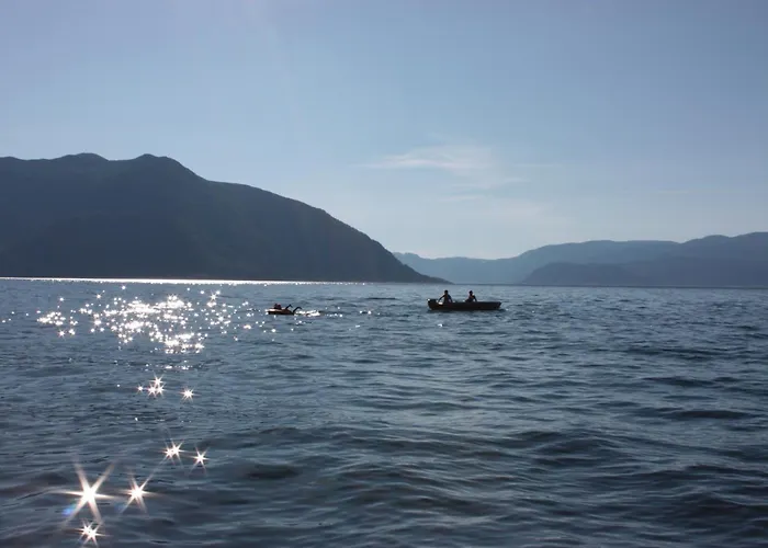 Semesterbostad Fjordhytte-17 In Norwegen Direkt Am Fjord, Mit Mietbaren 9,9 Ps Bis 60 Ps Motorbooten