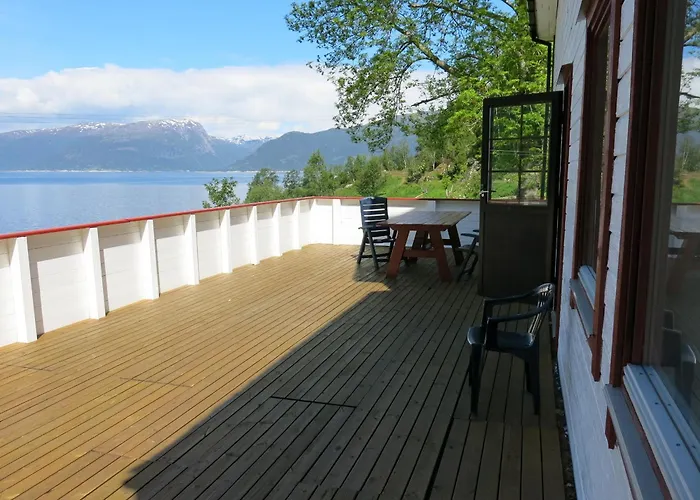 Fjordhytte-17 In Norwegen Direkt Am Fjord, Mit Mietbaren 9,9 Ps Bis 60 Ps Motorbooten Holiday home *