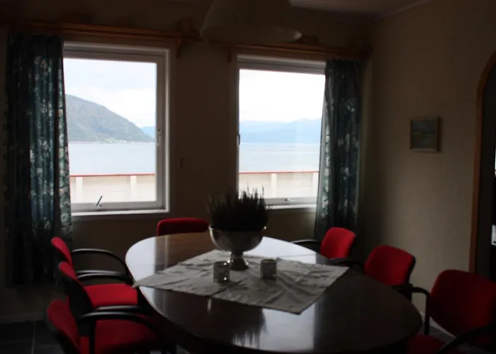 Semesterbostad Fjordhytte-17 In Norwegen Direkt Am Fjord, Mit Mietbaren 9,9 Ps Bis 60 Ps Motorbooten