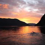Fjordhytte-17 In Norwegen Direkt Am Fjord, Mit Mietbaren 9,9 Ps Bis 60 Ps Motorbooten Σπίτι διακοπών *