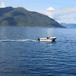 Fjordhytte-17 In Norwegen Direkt Am Fjord, Mit Mietbaren 9,9 Ps Bis 60 Ps Motorbooten Σπίτι διακοπών *